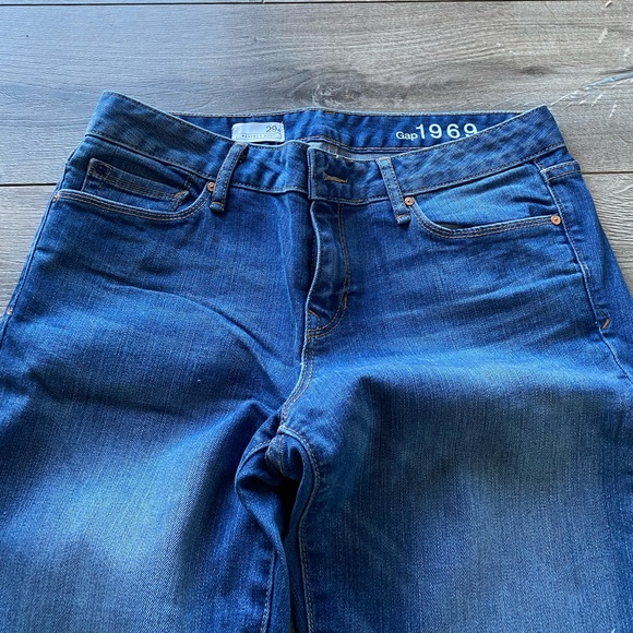 NWOT GAP perfect boot jeans. Sz 29s - Picture 2 of 5